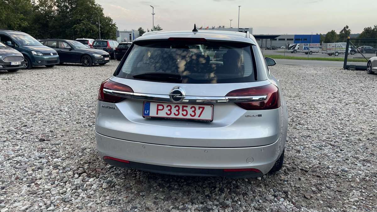 Opel Insignia 2015 — engine 1956 cm³, 120 HP (88kW)