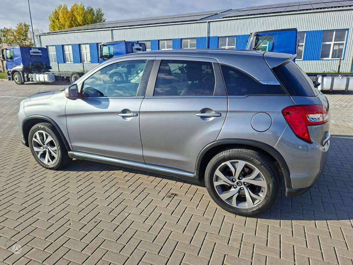 Citroen C4 2013 — photo 5