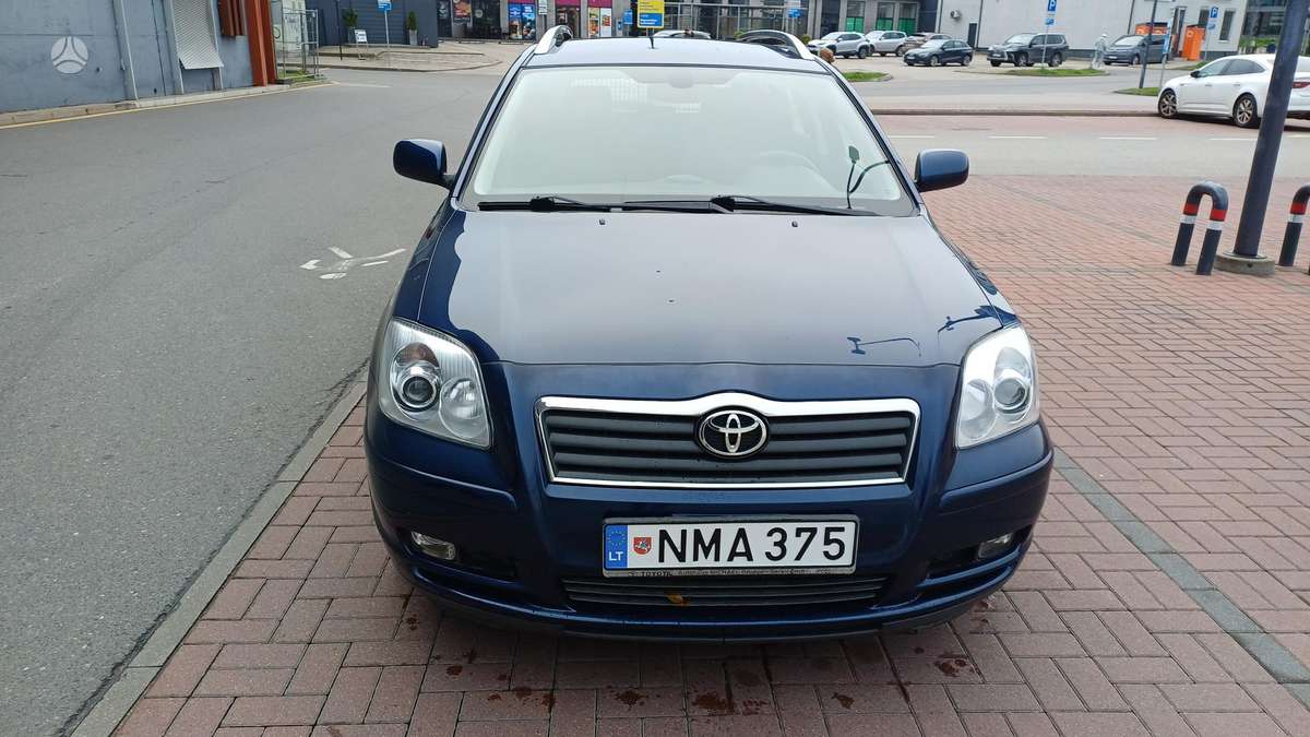 Toyota Avensis, 2005