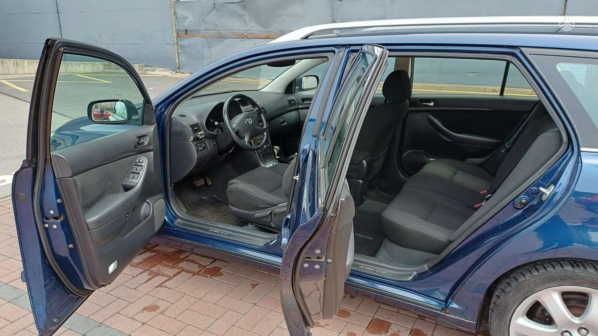 Toyota Avensis 2005 — photo 5