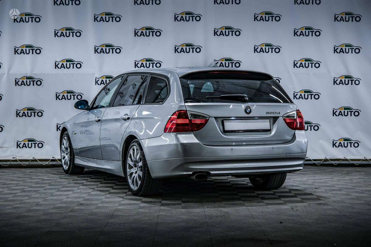 BMW 320 2008 — двигун 2000 cm³, 177 HP (130kW)