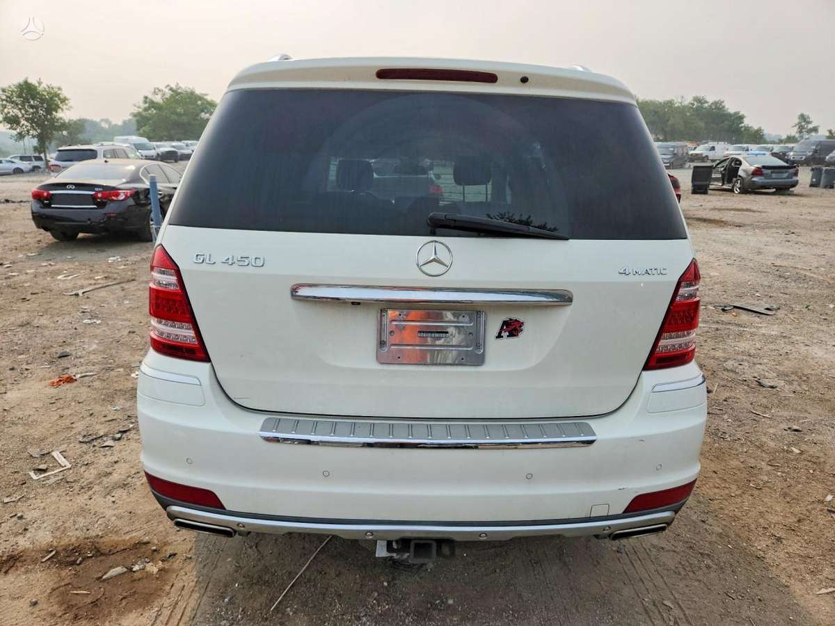 Mercedes-Benz GL450 2011 — photo 6