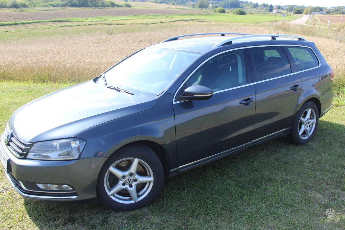Volkswagen Passat 2014 — engine 1598 cm³, 105 HP (77kW)