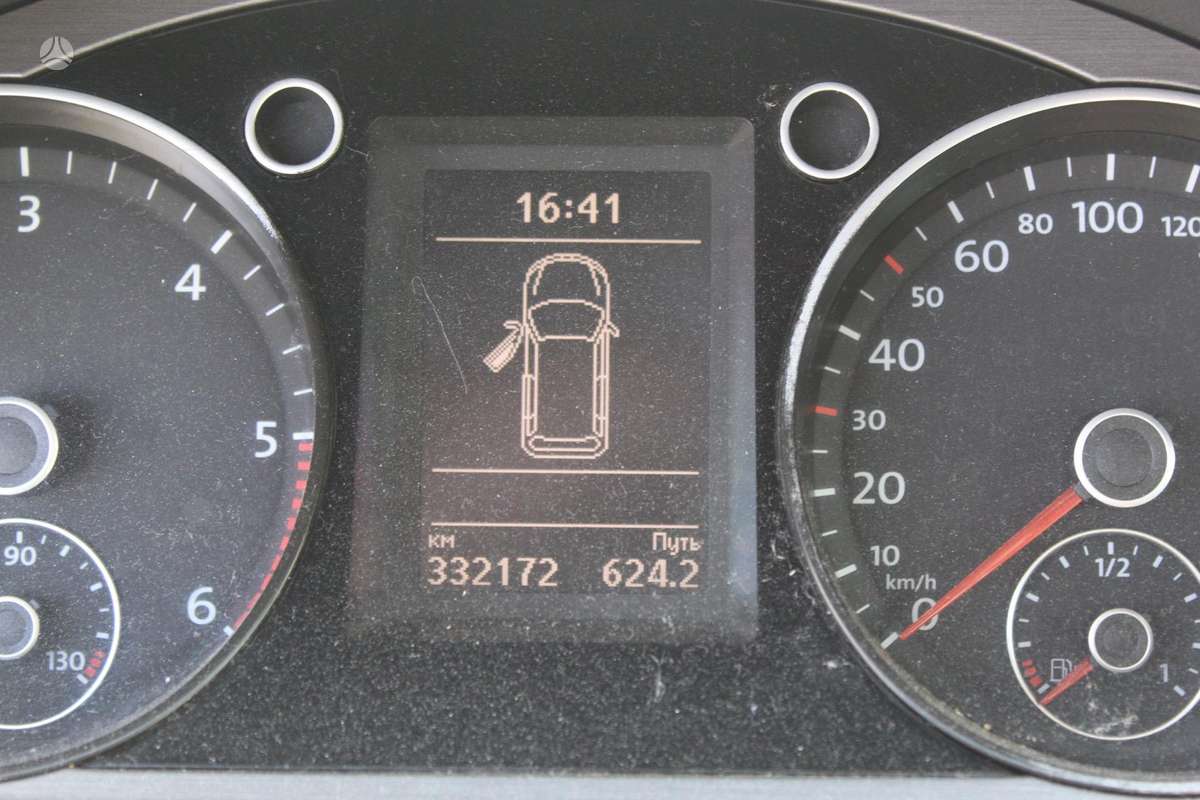 Volkswagen Passat 2014 — photo 9