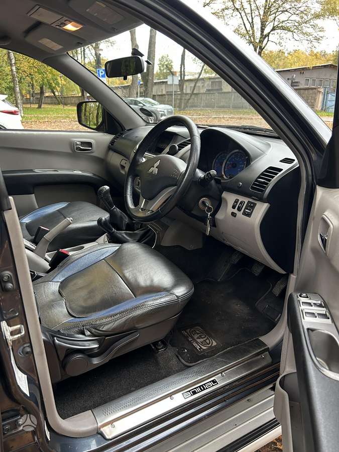 Mitsubishi L200 2006 — photo 10