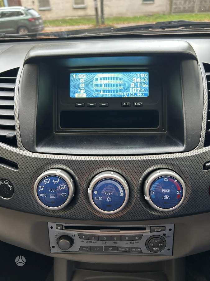Mitsubishi L200 2006 — photo 21
