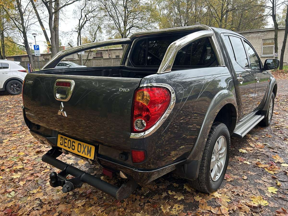 Mitsubishi L200 2006 — photo 6