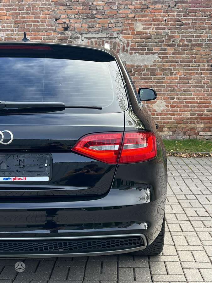 Audi A4 2013 — фото 10
