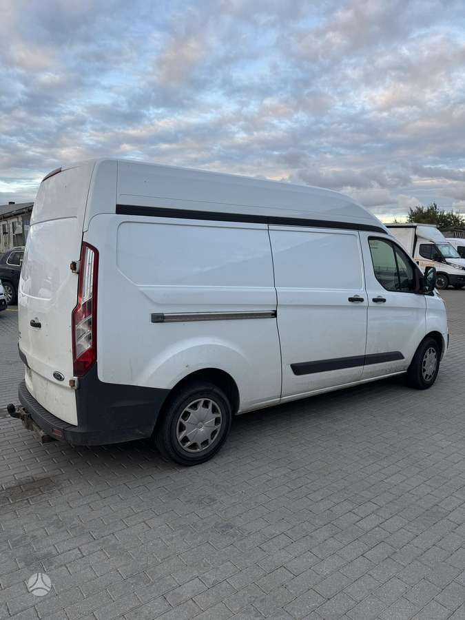 Ford Transit 2015 — салон