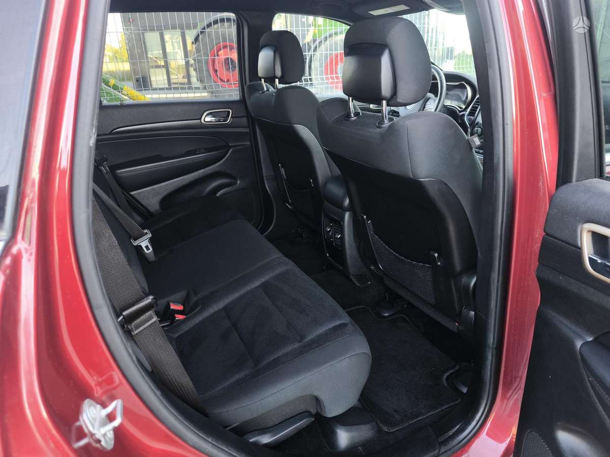 Jeep Grand 2015 — photo 13