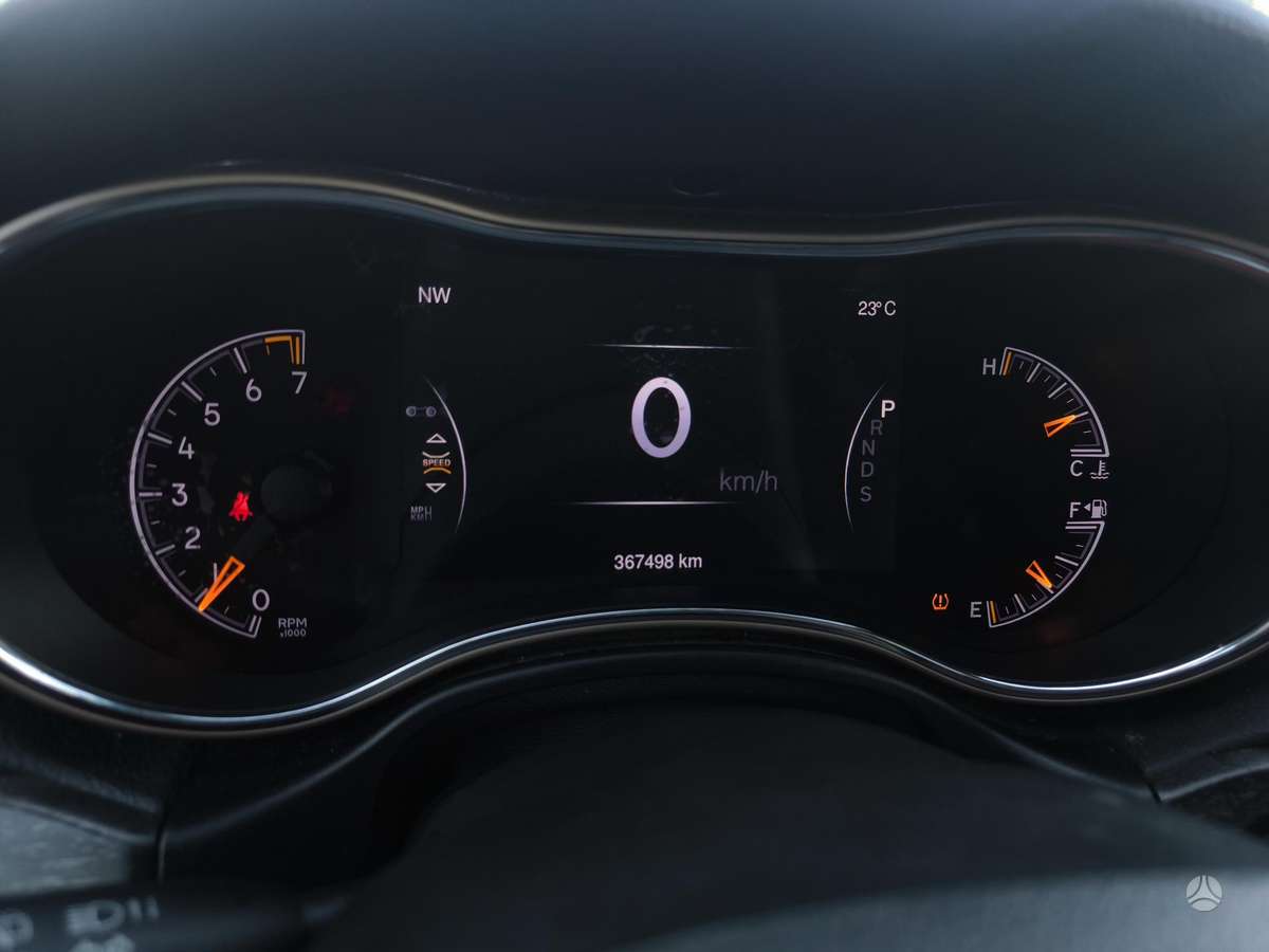 Jeep Grand 2015 — photo 8