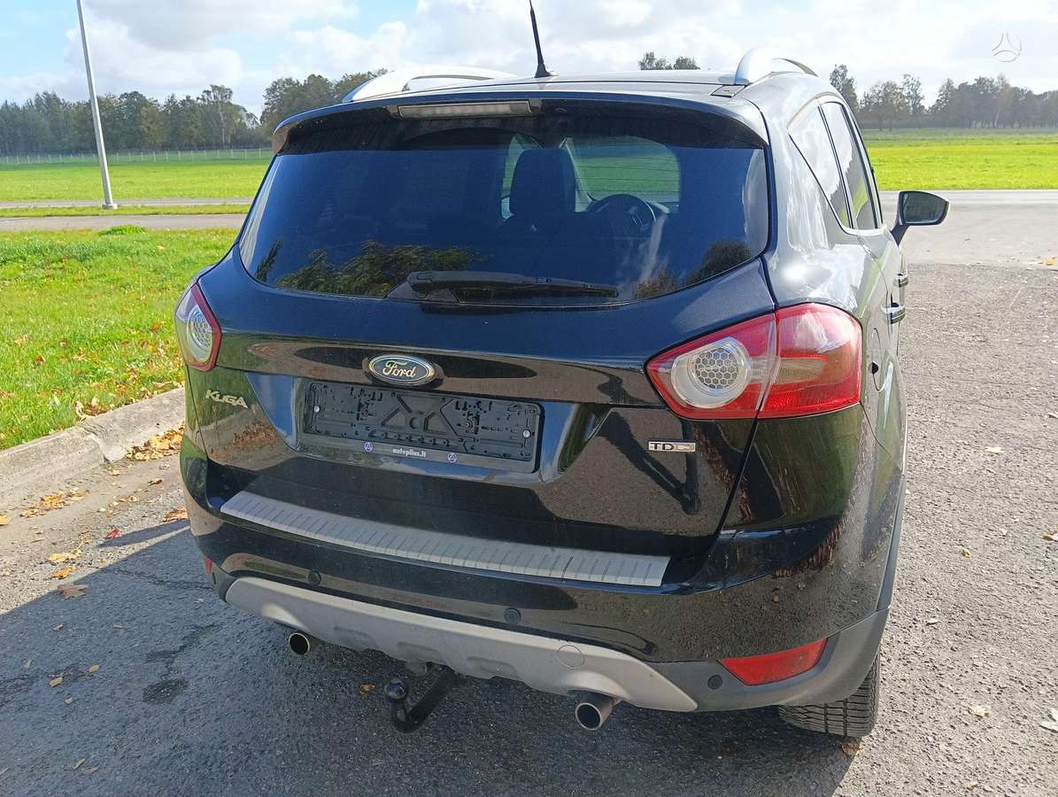 Ford Kuga 2010 — photo 9