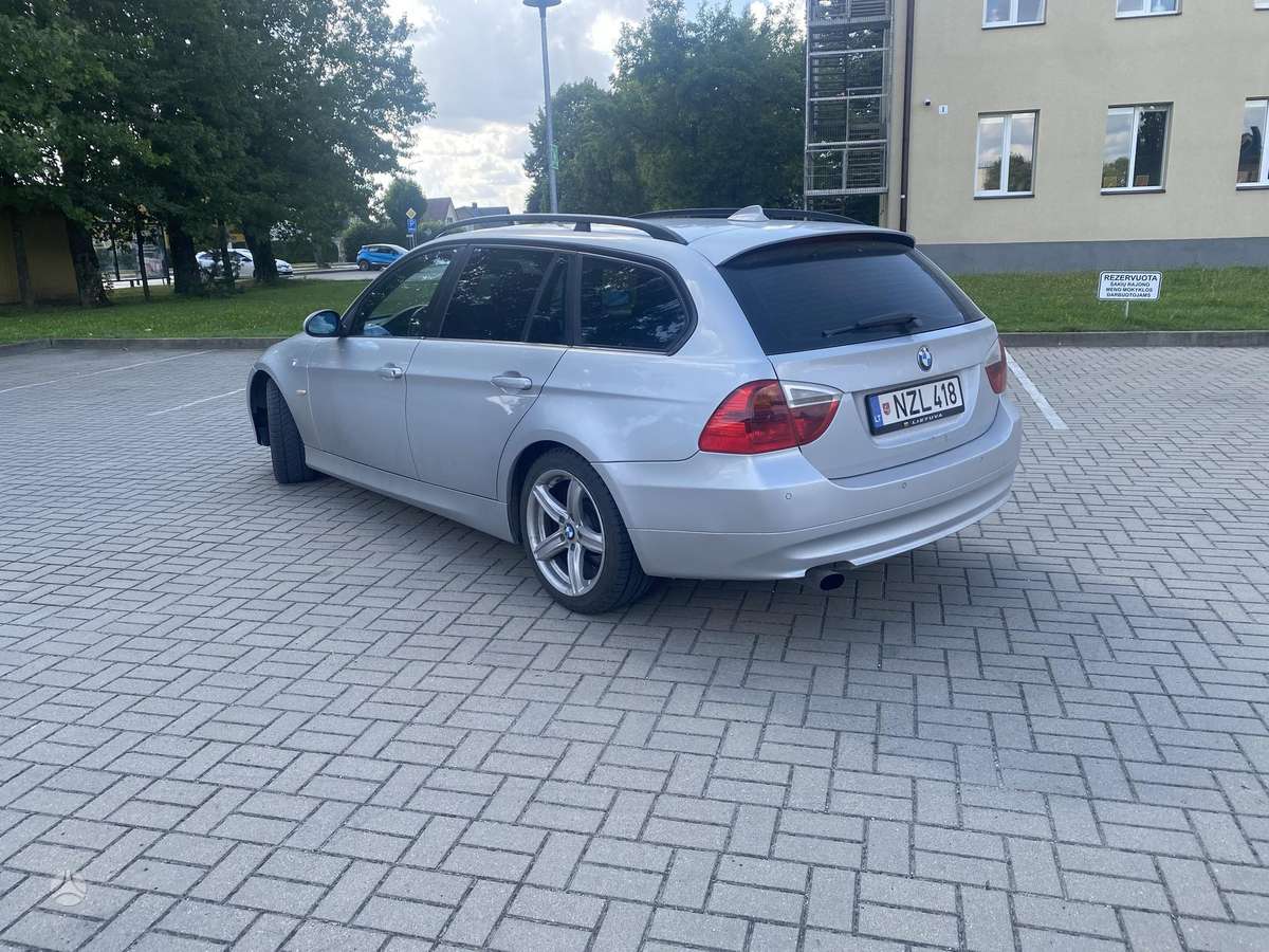 BMW 320 2005 — engine 1995 cm³, 163 HP (120kW)