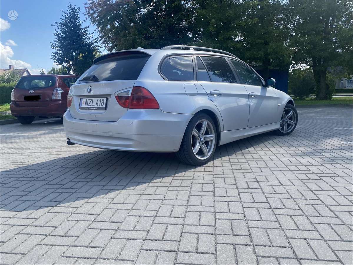 BMW 320 2005 — photo 6
