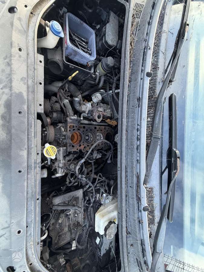 Hyundai H1 2009 — photo 12
