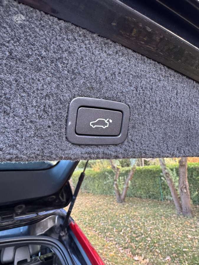 Volvo XC60 2010 — photo 20