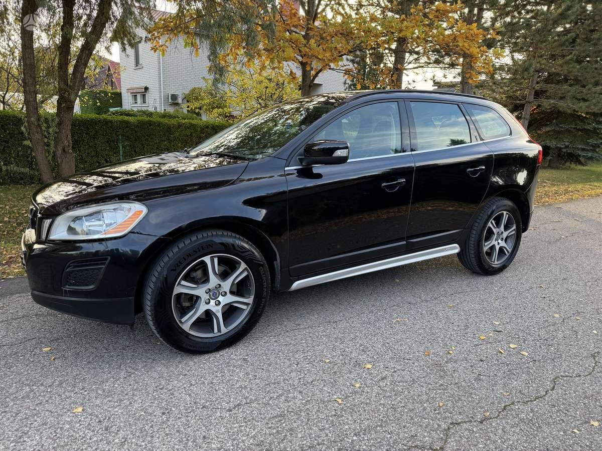 Volvo XC60 2010 — engine 1984 cm³, 163 HP (120kW)