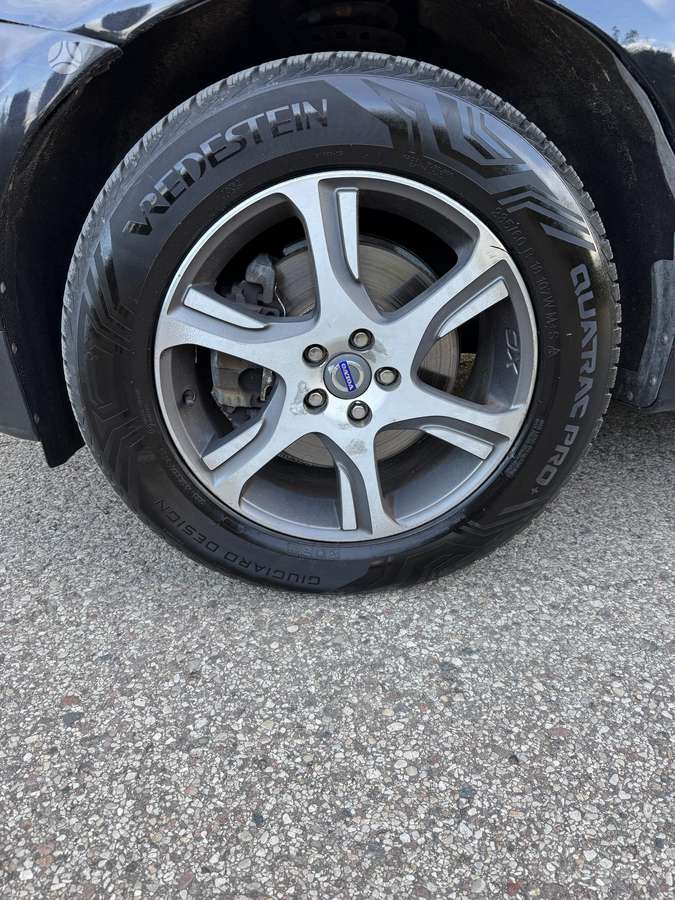 Volvo XC60 2010 — photo 5