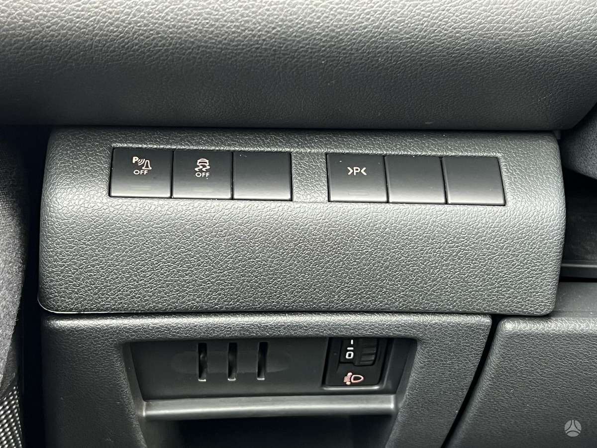 Peugeot 5008 2015 — photo 25