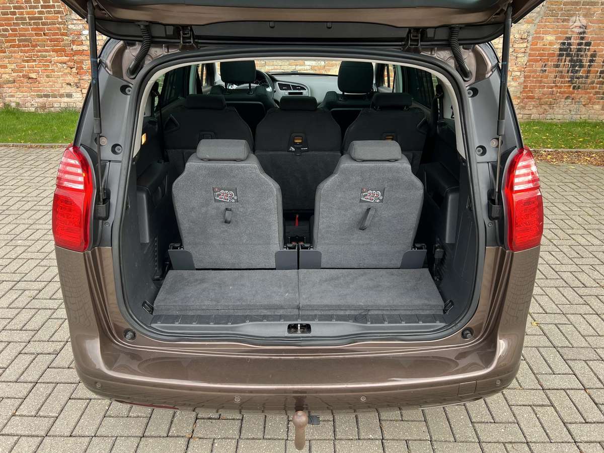 Peugeot 5008 2015 — photo 27