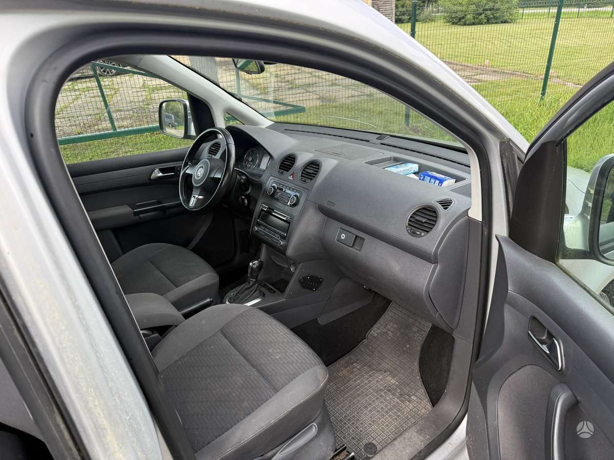 Volkswagen Caddy 2011 — photo 6