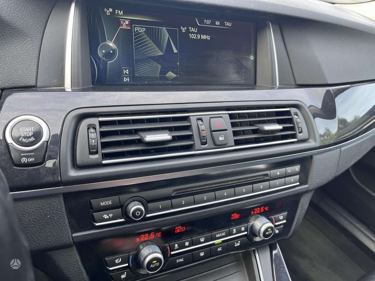 BMW 520 2014 — photo 20