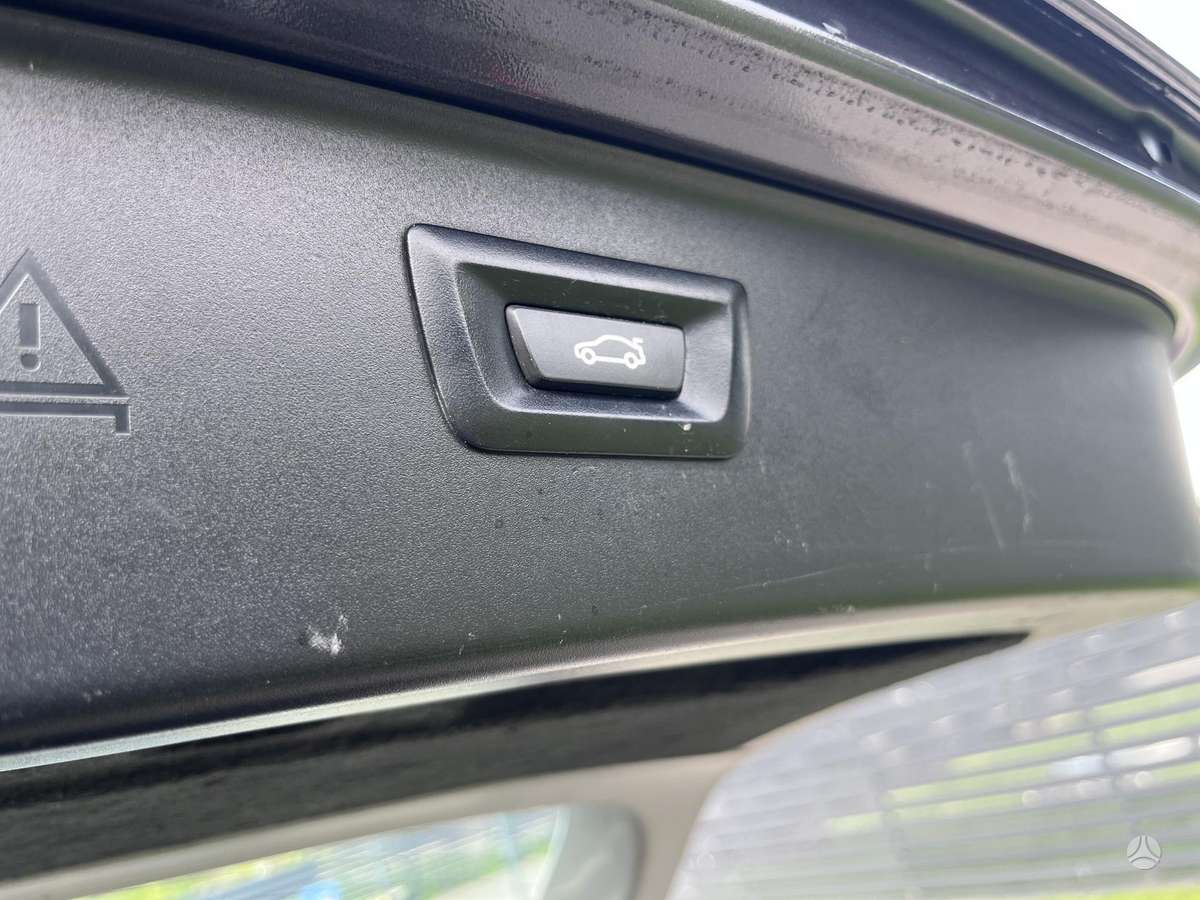 BMW 520 2014 — photo 22