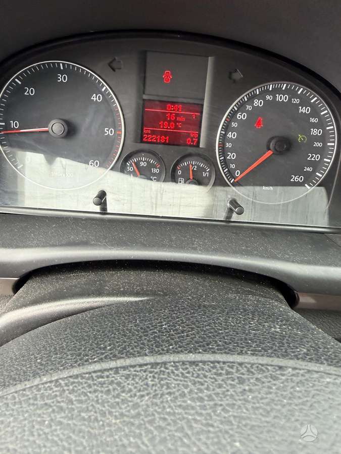 Volkswagen Touran 2008 — photo 14