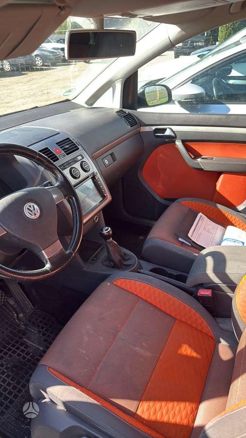 Volkswagen Touran 2008 — photo 8