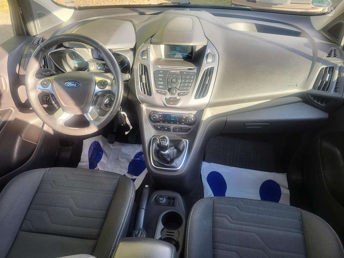 Ford Tourneo 2015 — photo 11