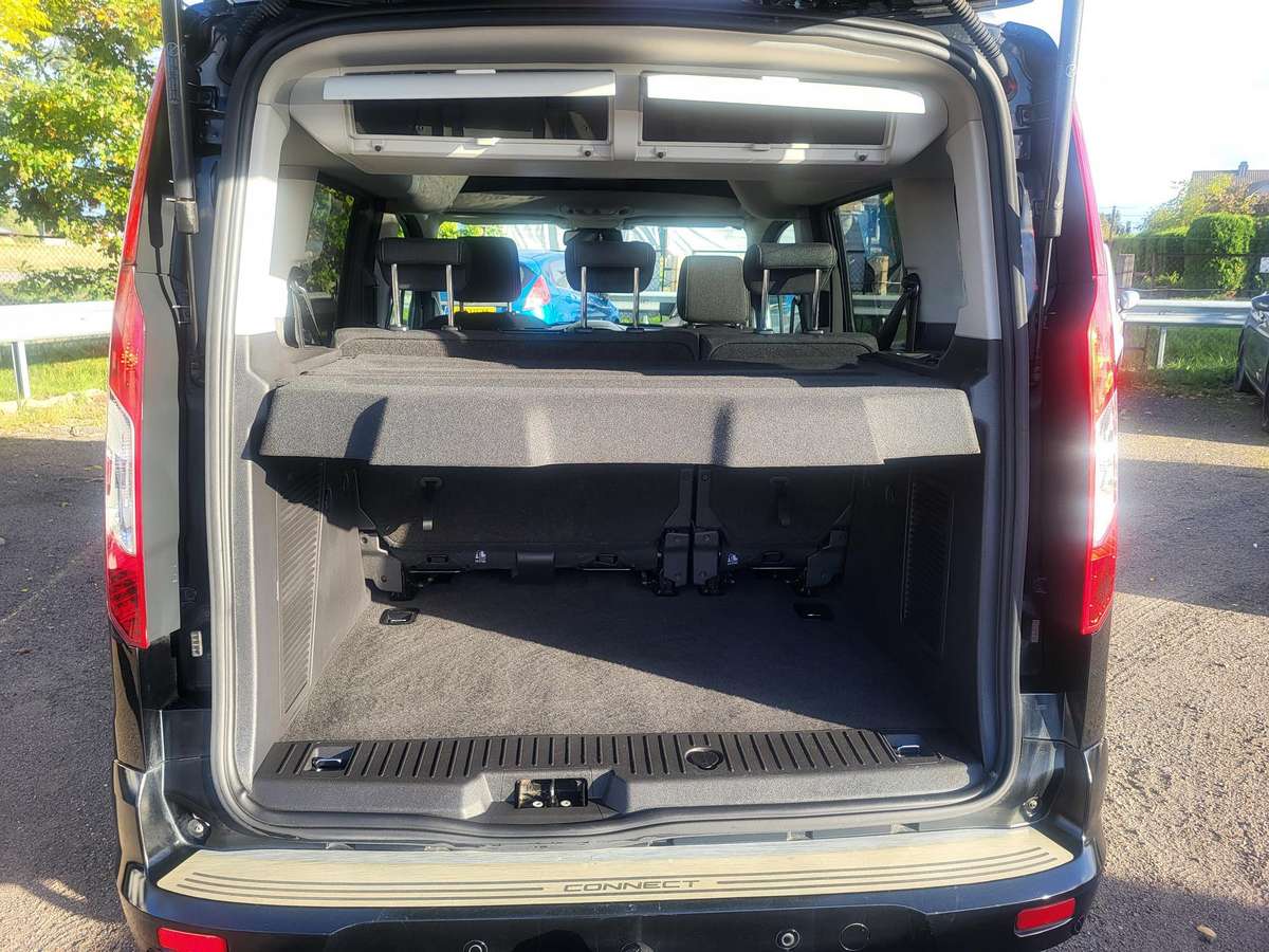 Ford Tourneo 2015 — photo 16