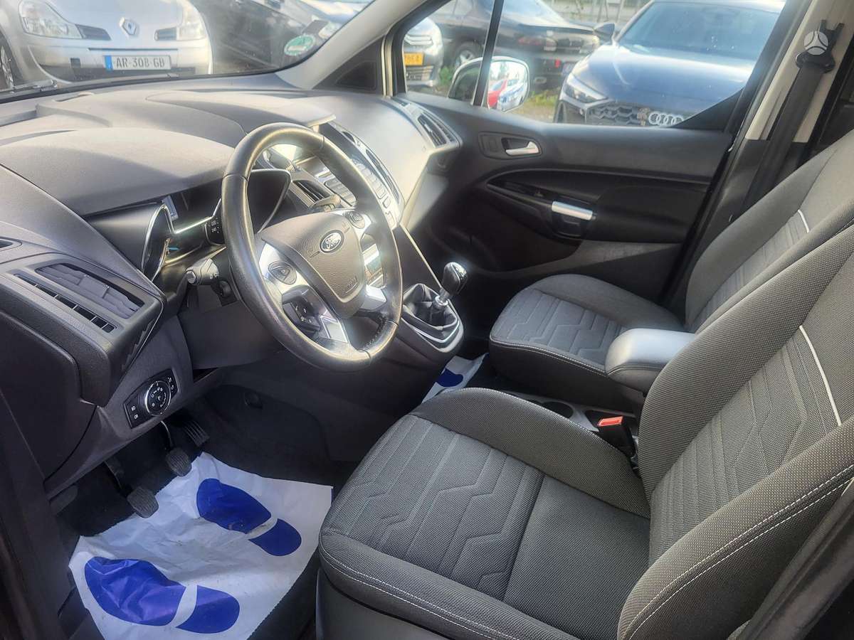 Ford Tourneo 2015 — photo 9