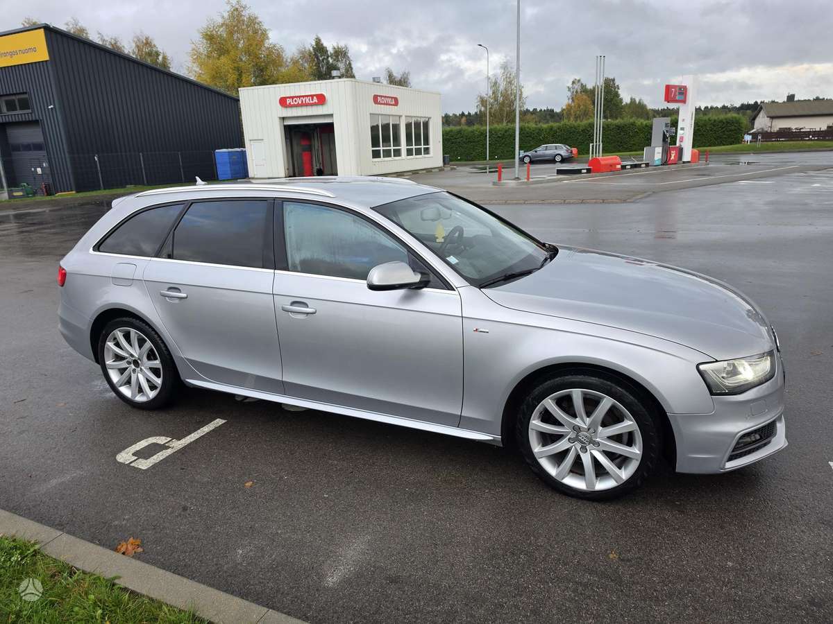 Audi A4 2014 — engine 1968 cm³, 190 HP (140kW)