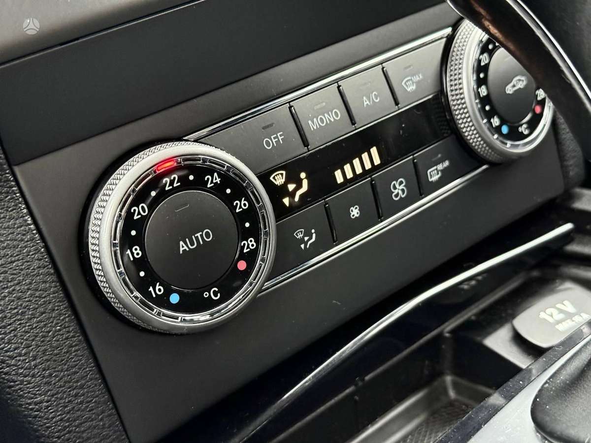 Mercedes-Benz GLK220 2011 — фото 17