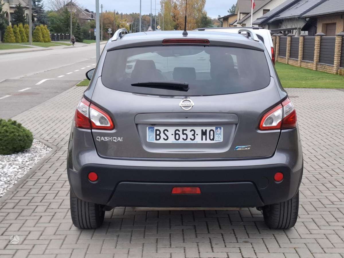 Nissan Qashqai 2011 — двигун 1461 cm³, 110 HP (81kW)