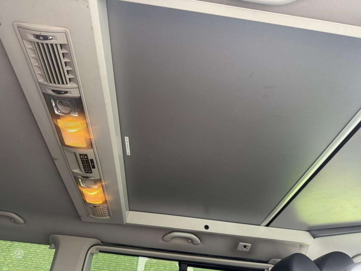 Volkswagen Multivan 2008 — photo 6