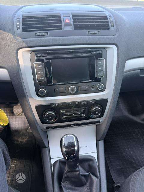 Skoda Octavia 2012 — photo 11