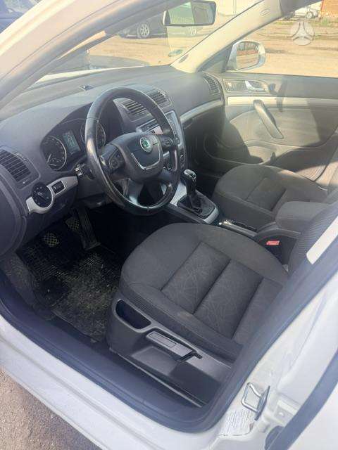 Skoda Octavia 2012 — photo 14