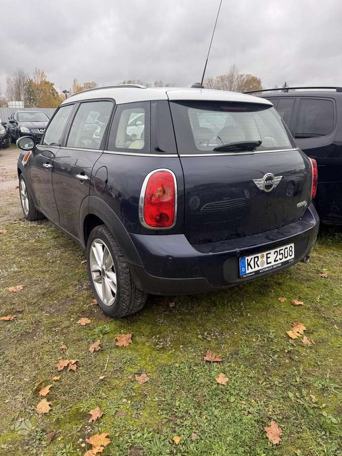 Mini Countryman 2011 — photo 10