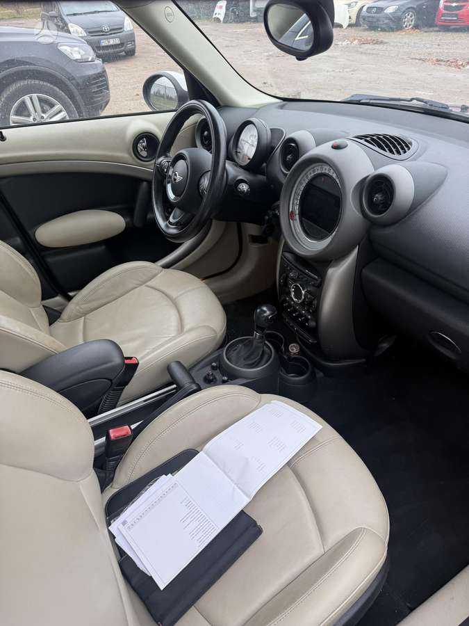 Mini Countryman 2011 — photo 13