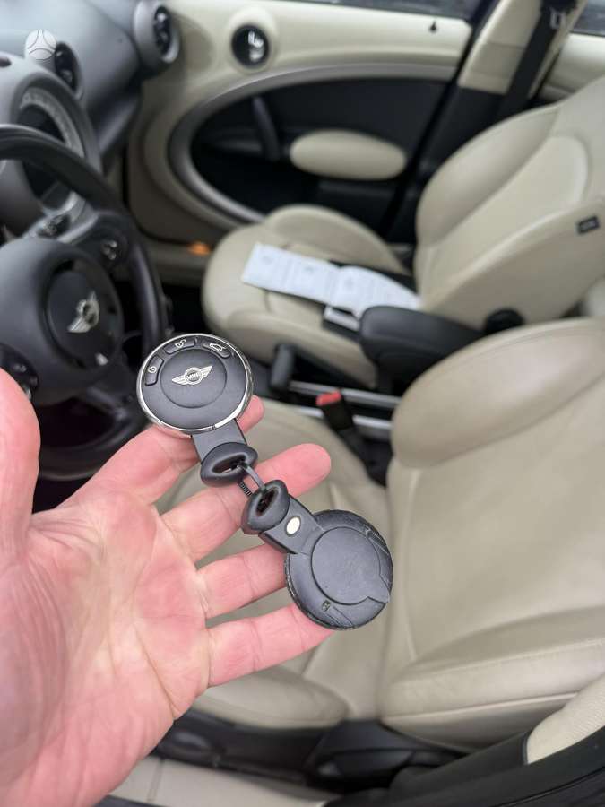 Mini Countryman 2011 — photo 32