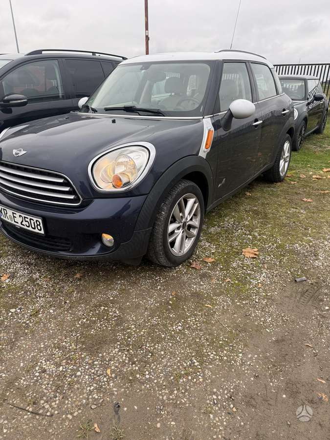 Mini Countryman 2011 — engine 2000 cm³, 143 HP (105kW)