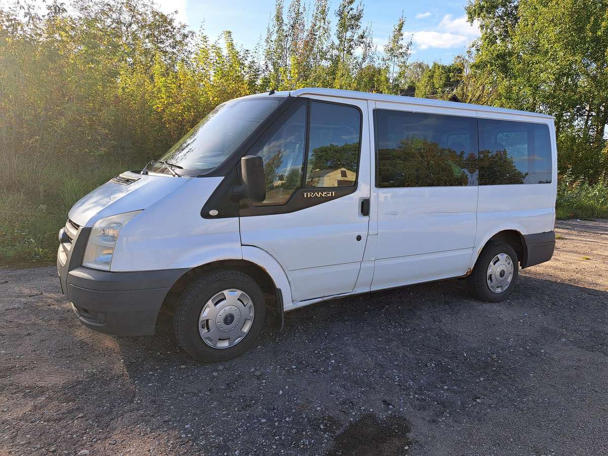 Ford Transit 2006 — салон
