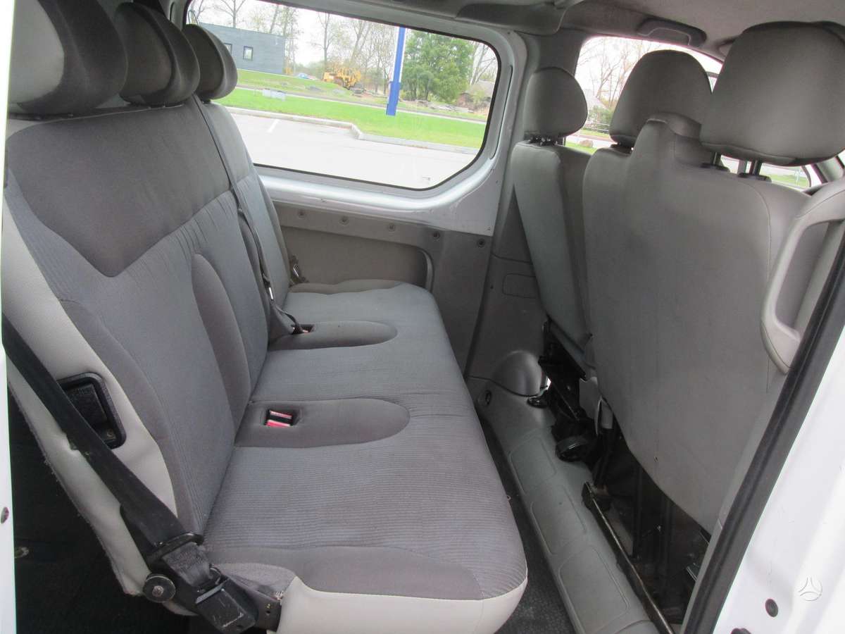 Opel Vivaro 2007 — photo 12