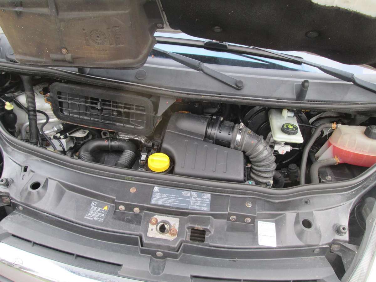 Opel Vivaro 2007 — photo 18