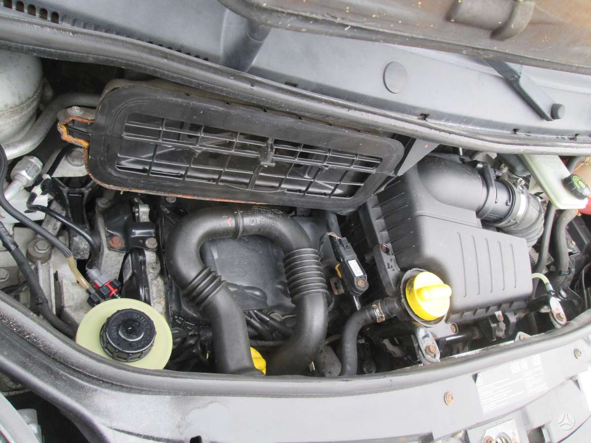 Opel Vivaro 2007 — photo 19