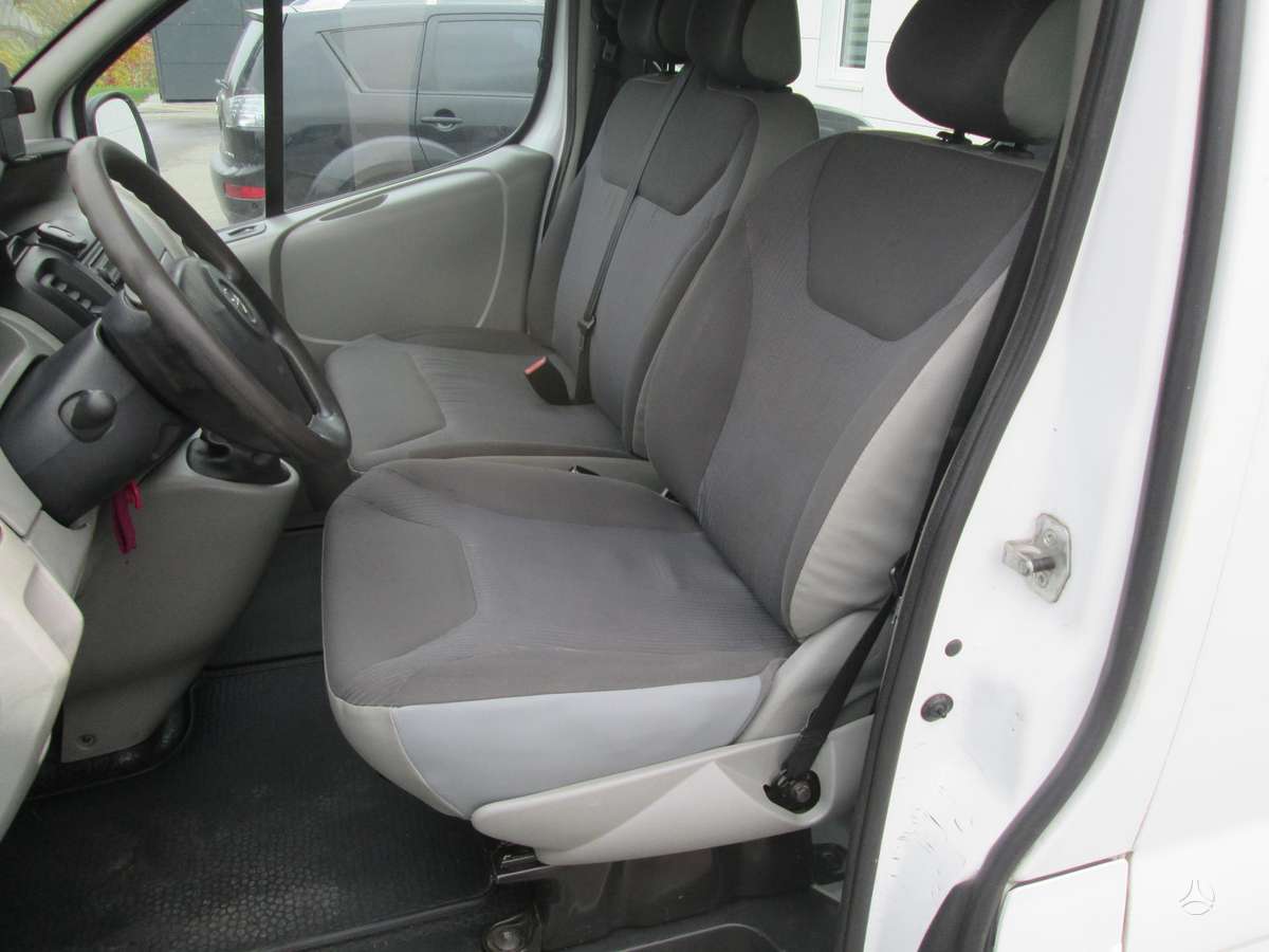 Opel Vivaro 2007 — photo 7
