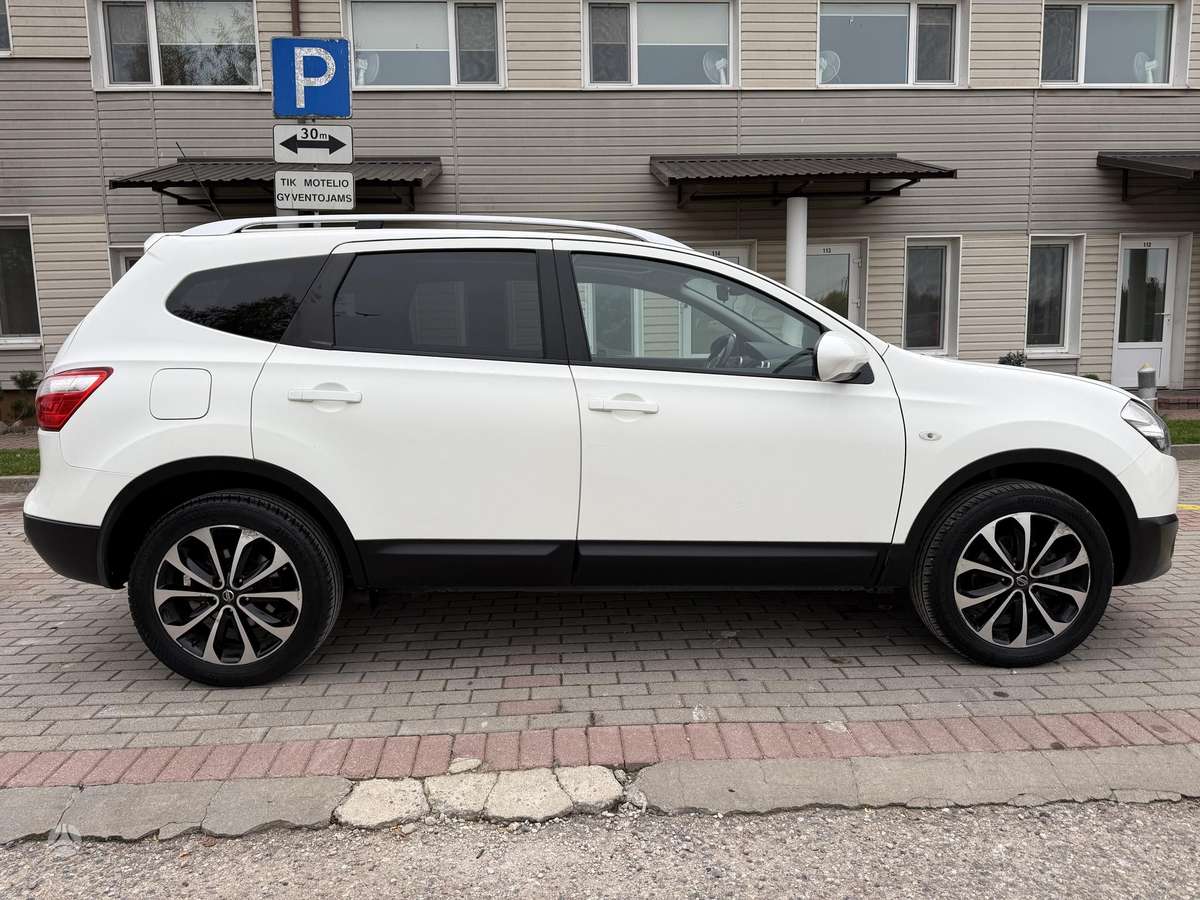 Nissan Qashqai+2 2012 — photo 11