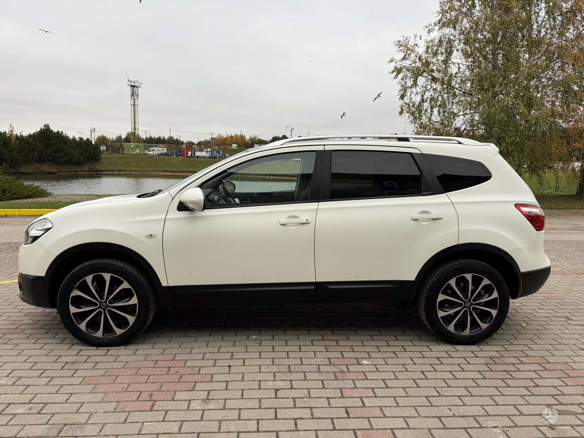 Nissan Qashqai+2 2012 — photo 12