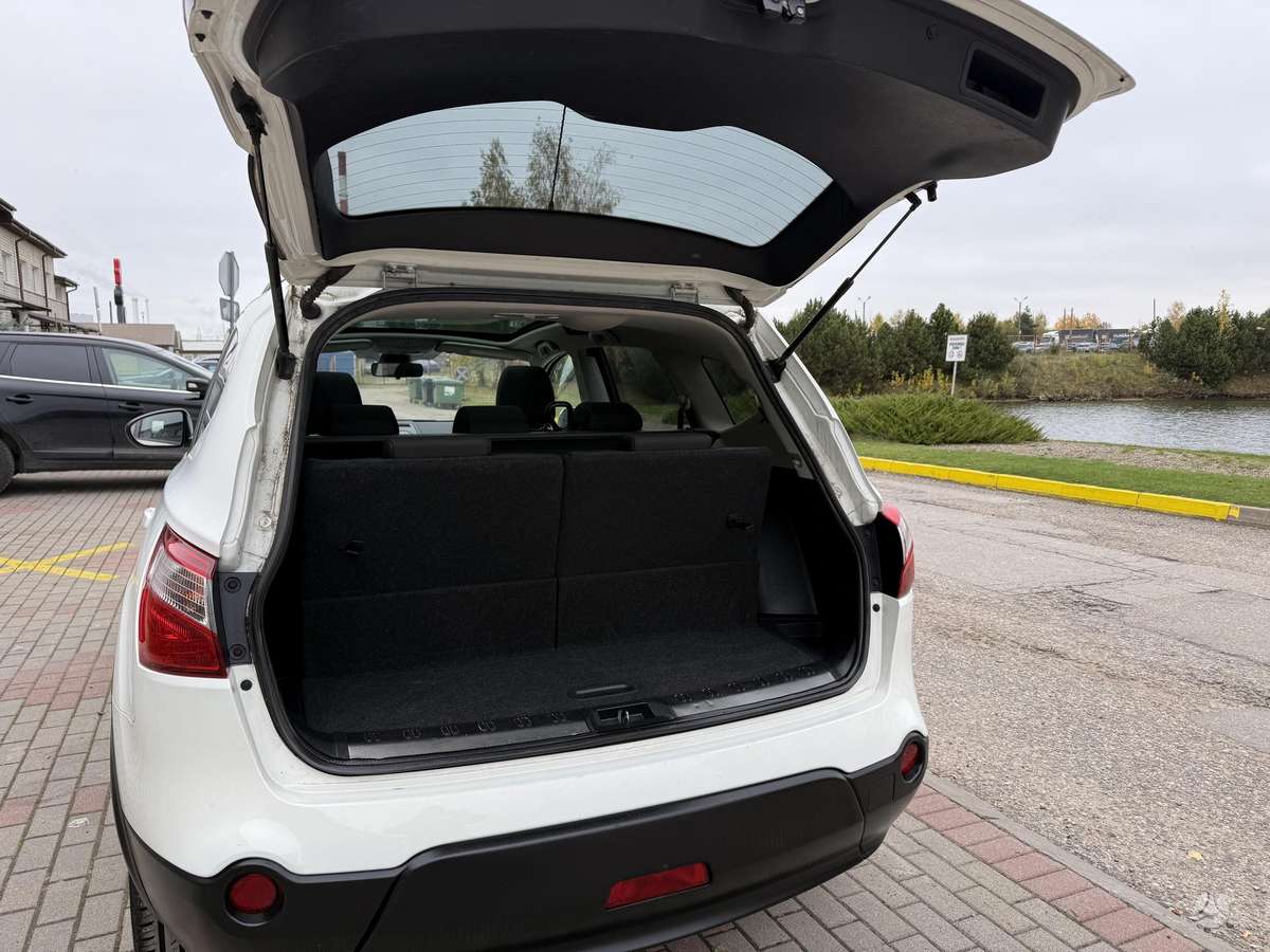 Nissan Qashqai+2 2012 — photo 7